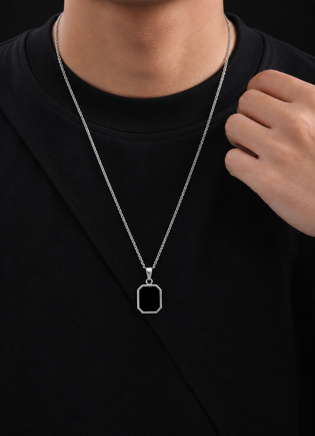 STONE PENDANT