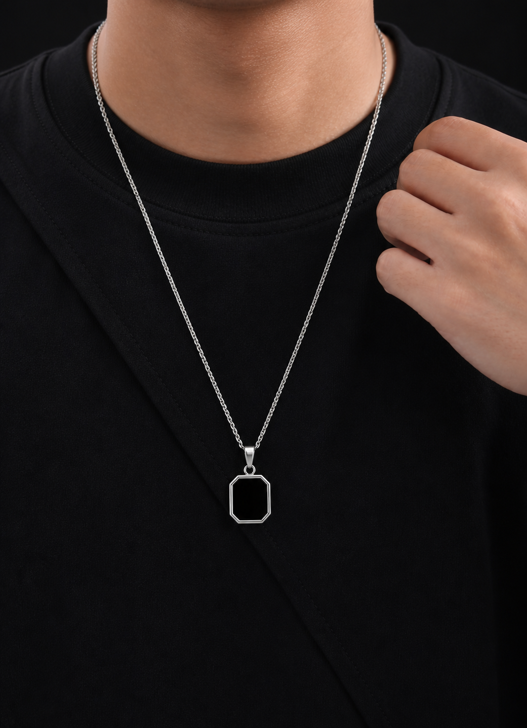 STONE PENDANT