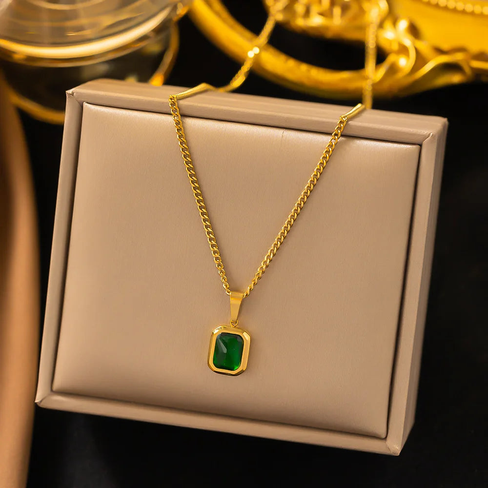 EMERALD PENDANT